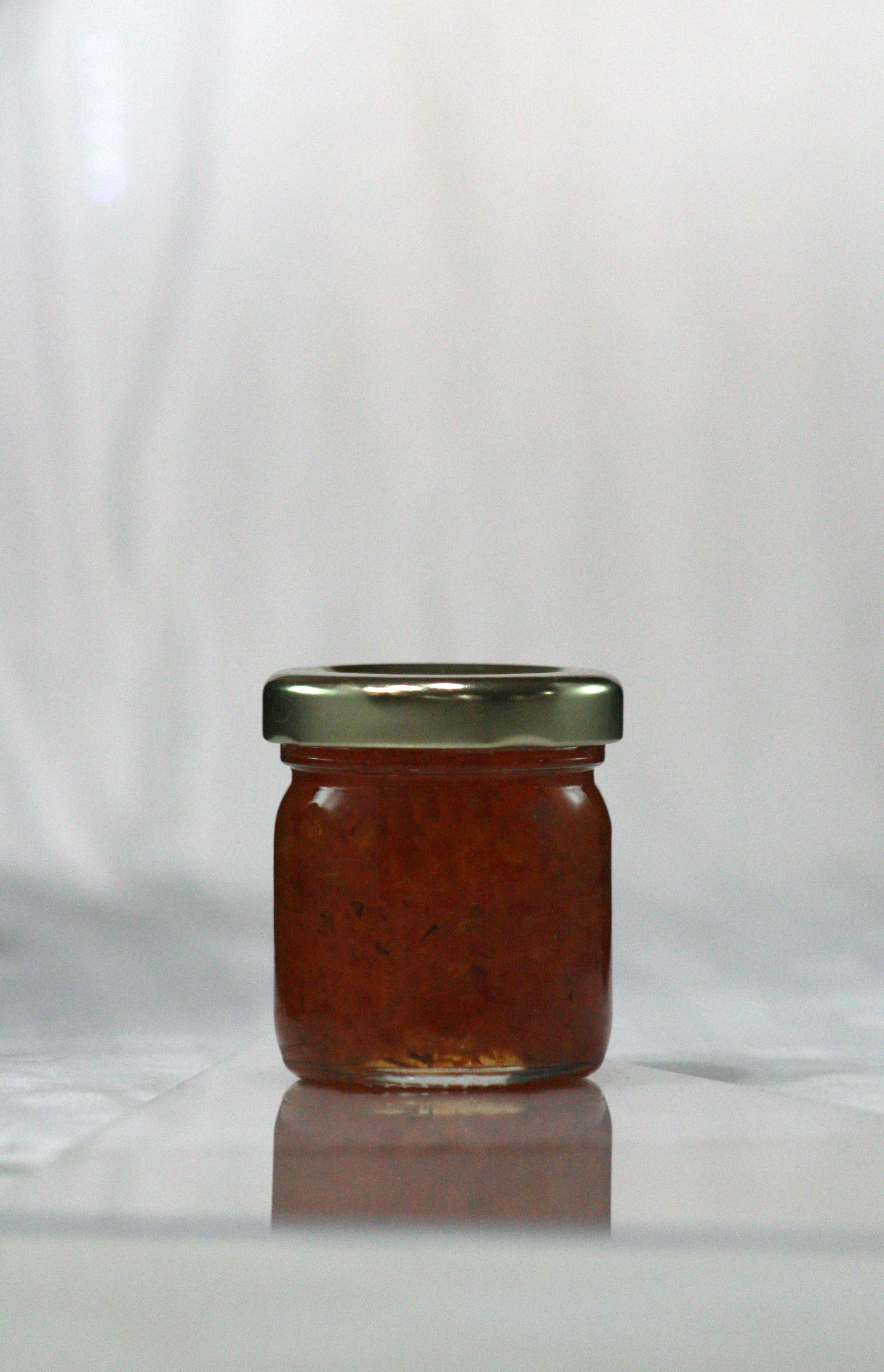 1.5 oz jar of Cabello de Angel