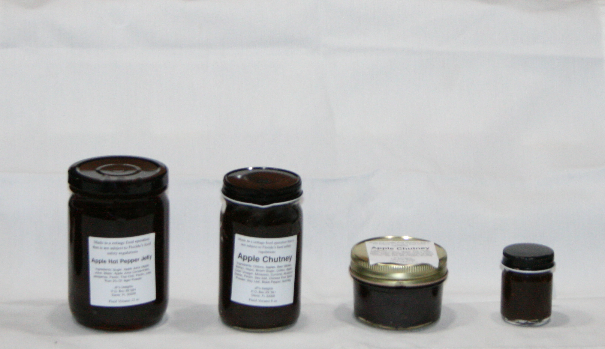 Comparison photo of all 4 sizes of Apple Chutney